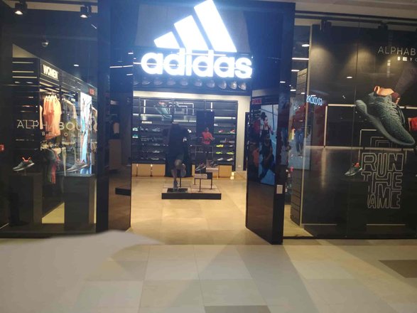 Adidas (Rmz Galleria Mall) - reviews 